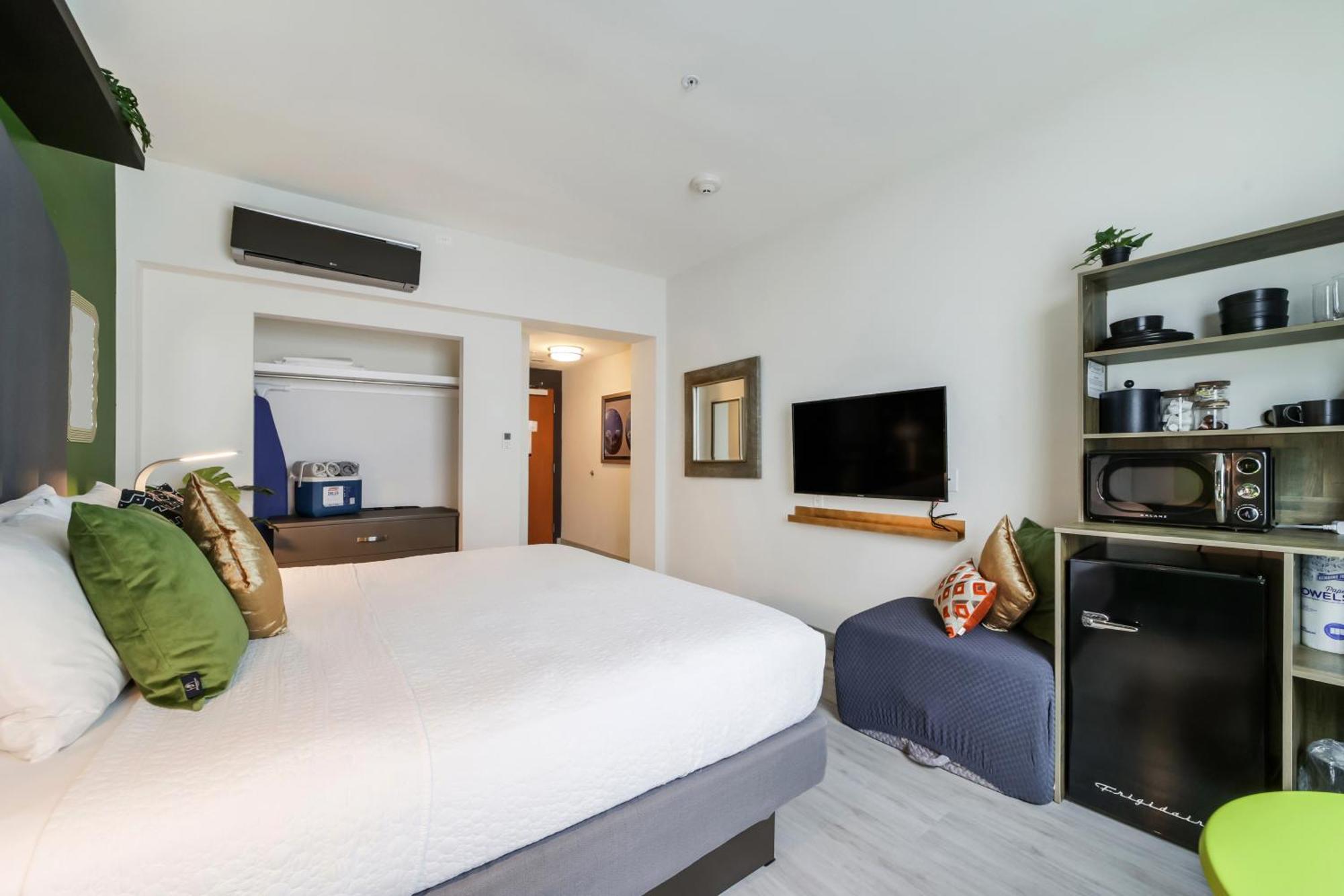 Claremont Hotel Майами-Бич Экстерьер фото
